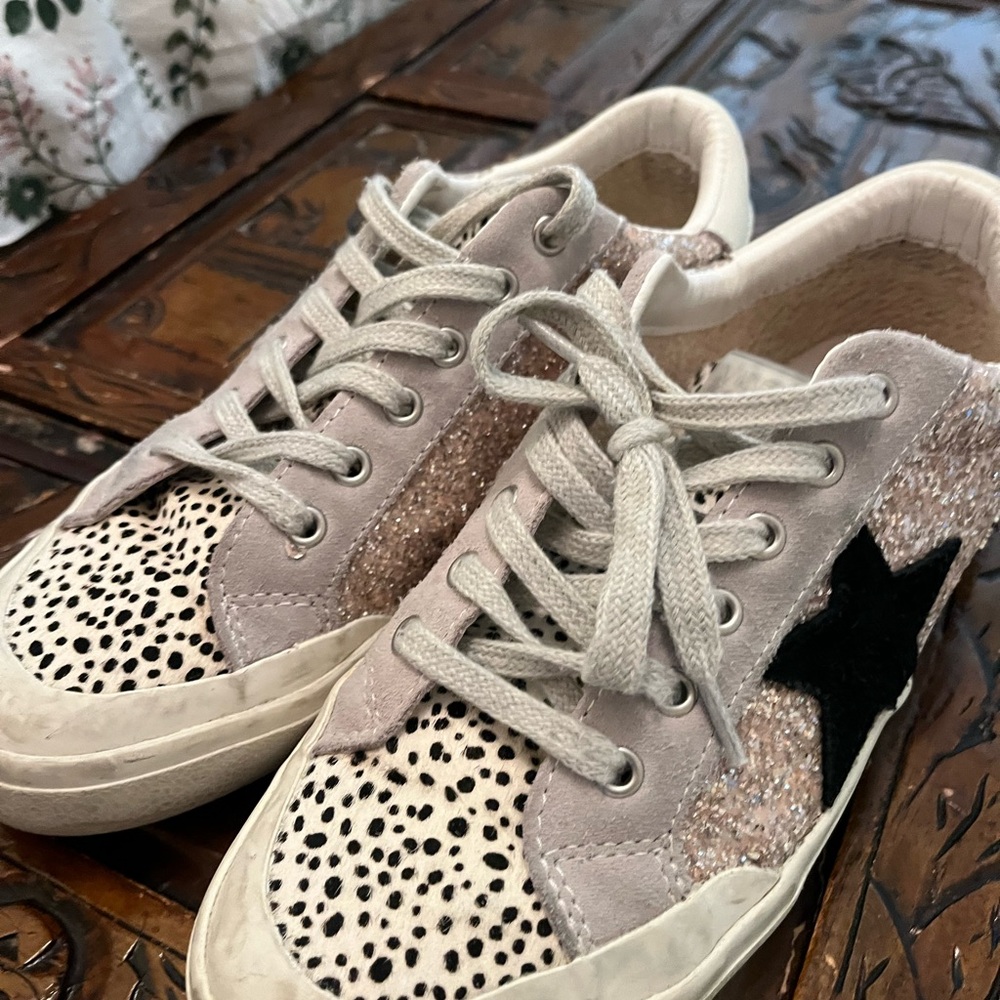 Vintage Havana Sparkle Sneakers Size 8
